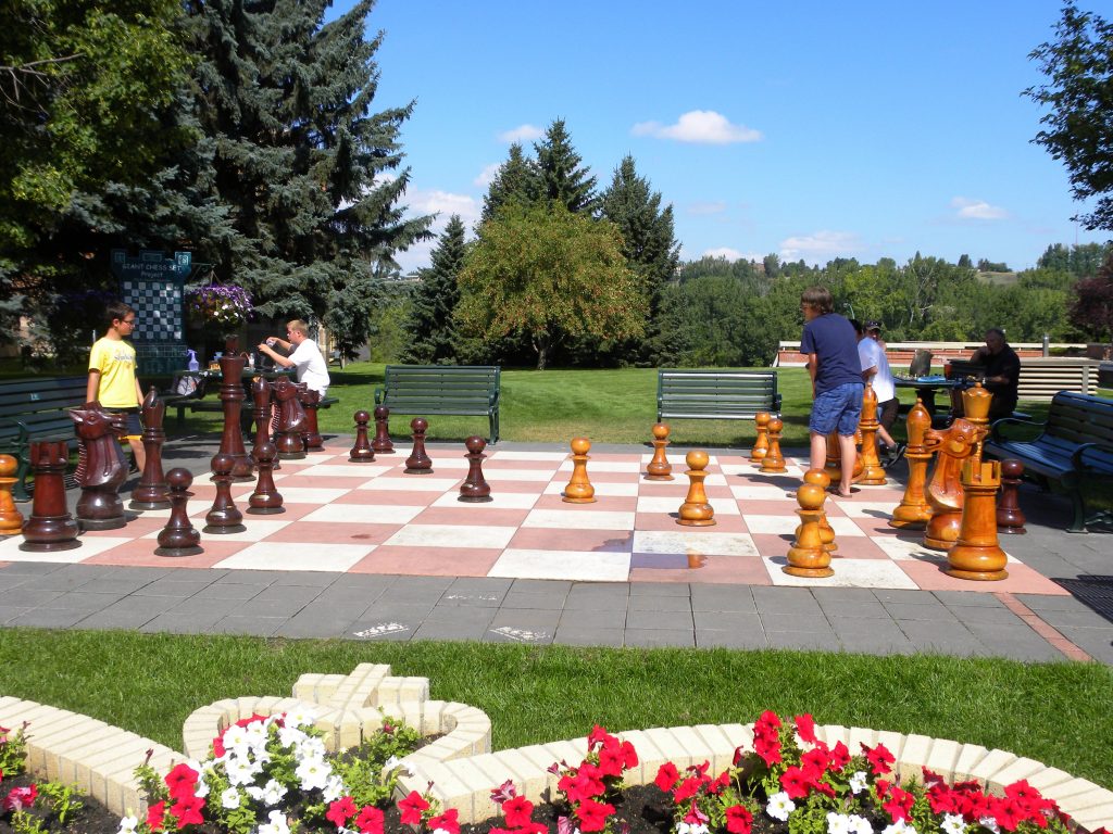 出典：https://mhchess.com/giant-chess-set